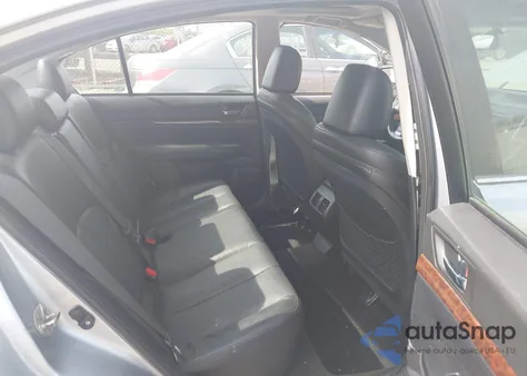 2013 Subaru Legacy 3.6R Limited z USA, uszkodzony, nr VIN 4S3BMDK62D2011887